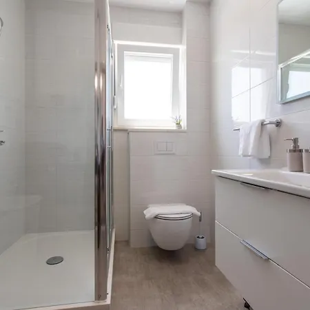 公寓 Hill 特罗吉尔