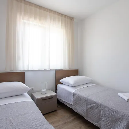 Hill Apartment