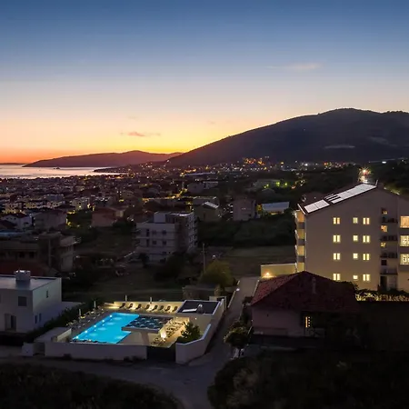 Hill Trogir