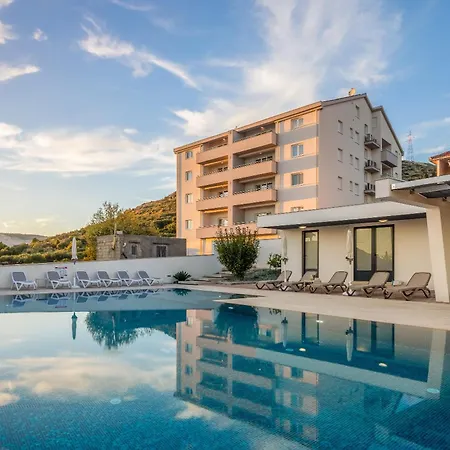 公寓 Hill 特罗吉尔